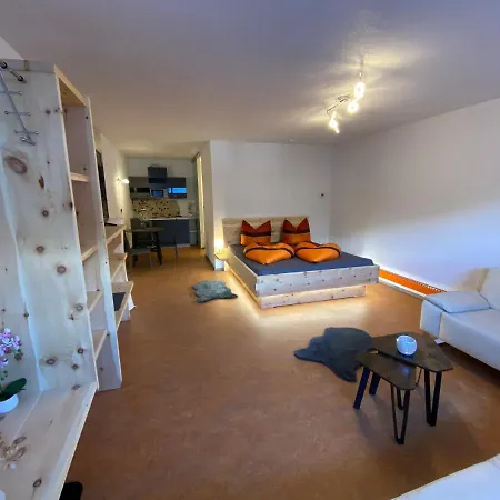 Ferien Haus - Ferienwohnung Lorena