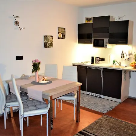 Ferien Haus - Ferienwohnung Lorena