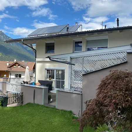 Ferien Haus - Ferienwohnung Lorena *